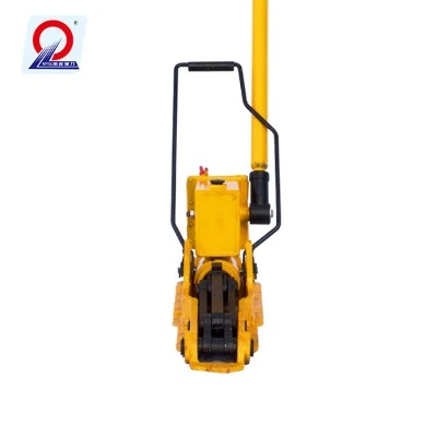 Hydraulic railroad track lifter Hydraulic railroad track lifter